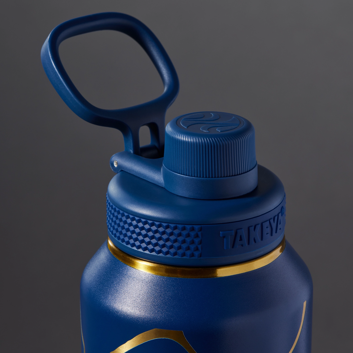 kintsugi-water-bottle-with-spout-lid-i1 51390-TK_HO25_Kintsugi_Takeya9266.png