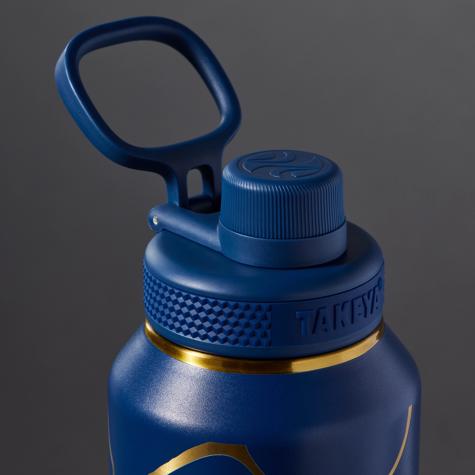 kintsugi-water-bottle-with-spout-lid-i1 51390-TK_HO25_Kintsugi_Takeya9266.png